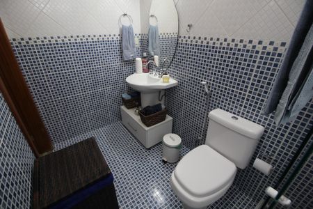 Casa de condomínio à venda com 315m², 6 quartos e 2 vagasQuarto 4 - Suíte