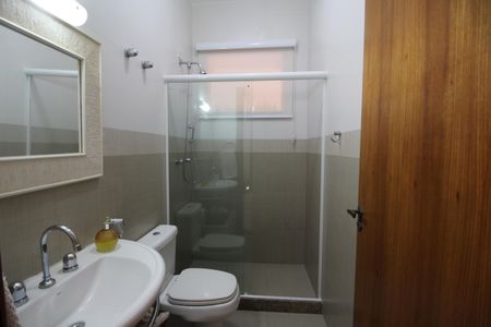 Casa de condomínio à venda com 315m², 6 quartos e 2 vagasBanheiro Social