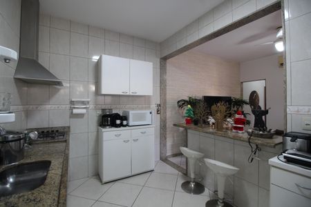 Casa de condomínio à venda com 315m², 6 quartos e 2 vagasEdícula - Cozinha