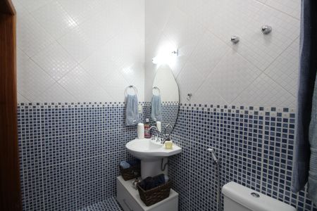 Casa de condomínio à venda com 315m², 6 quartos e 2 vagasQuarto 4 - Suíte