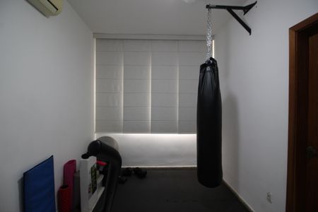 Casa de condomínio à venda com 315m², 6 quartos e 2 vagasQuarto 2