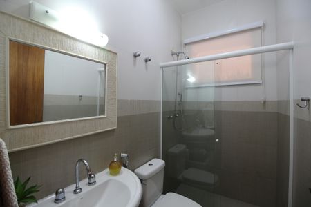 Casa de condomínio à venda com 315m², 6 quartos e 2 vagasBanheiro Social