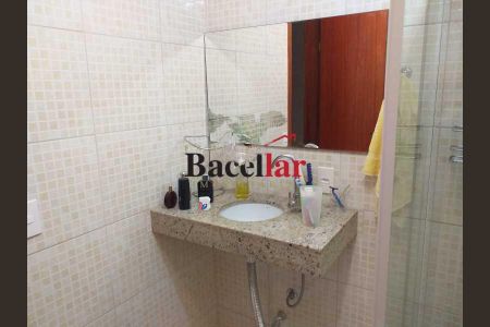 Casa de condomínio à venda com 540m², 3 quartos e 2 vagas