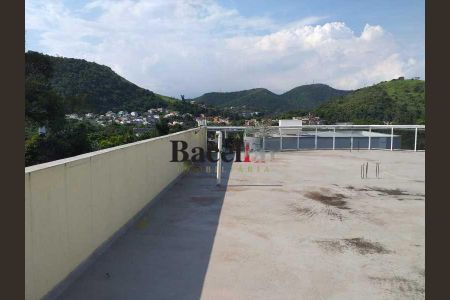 Casa de condomínio à venda com 540m², 3 quartos e 2 vagas