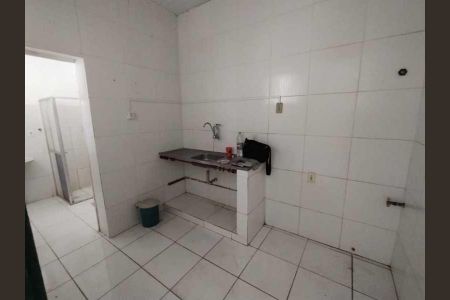 Casa à venda com 111m², 3 quartos e sem vaga