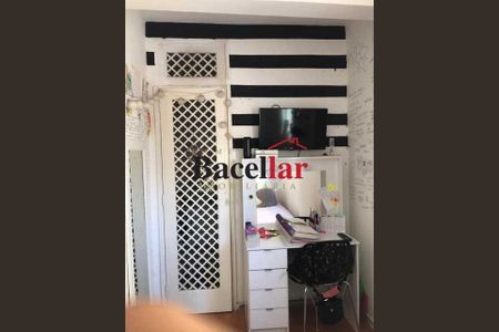 Apartamento à venda com 2 quartos, 61m² em Grajaú, Rio de Janeiro