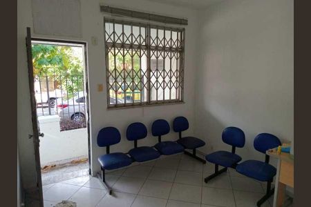 Casa à venda com 80m², 2 quartos e sem vaga