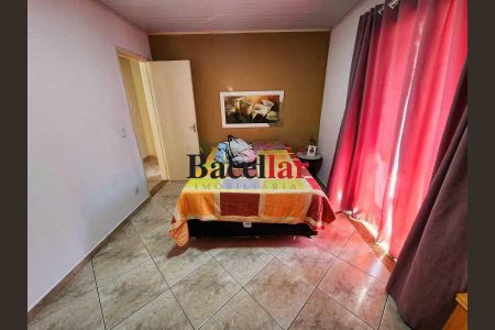 Casa de condomínio à venda com 196m², 5 quartos e 2 vagas