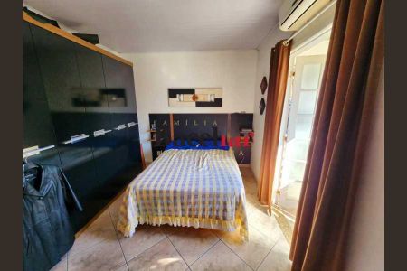 Casa de Condomínio à venda com 5 quartos, 196m² em Taquara, Rio de Janeiro