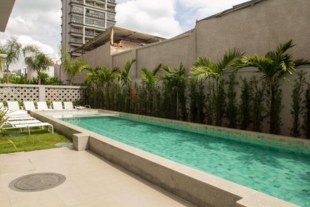 Apartamento à venda com 37m², 2 quartos e sem vagaÁrea comum - Piscina