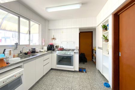 Apartamento à venda com 340m², 5 quartos e 3 vagasCozinha