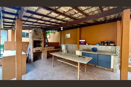 Casa à venda com 236m², 3 quartos e 2 vagasEspaço Gourmet