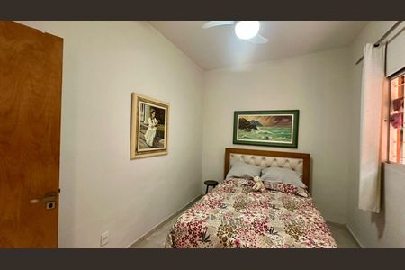 Casa à venda com 236m², 3 quartos e 2 vagasQuarto 