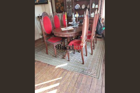 Apartamento à venda com 95m², 2 quartos e 1 vaga