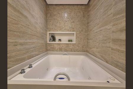 Apartamento à venda com 245m², 3 quartos e 3 vagasBanheiro suite 2