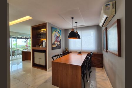 Apartamento à venda com 245m², 3 quartos e 3 vagasSala de jantar 