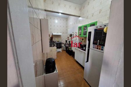 Apartamento à venda com 77m², 2 quartos e 1 vaga