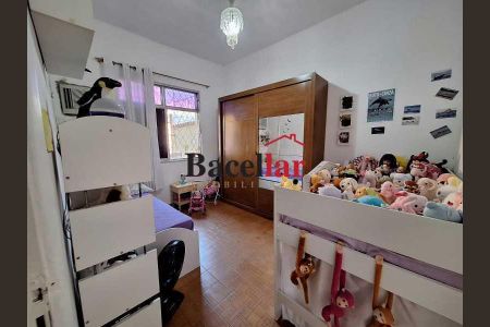 Apartamento à venda com 77m², 2 quartos e 1 vaga