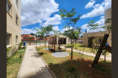 Apartamento para alugar com 33m², 2 quartos e sem vagaÁrea comum - Playground