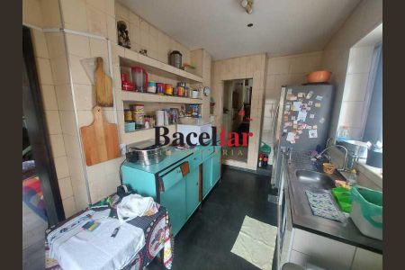 Casa à venda com 428m², 4 quartos e 1 vaga