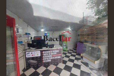 Casa à venda com 428m², 4 quartos e 1 vaga