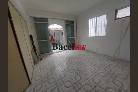 Casa à venda com 428m², 4 quartos e 1 vaga