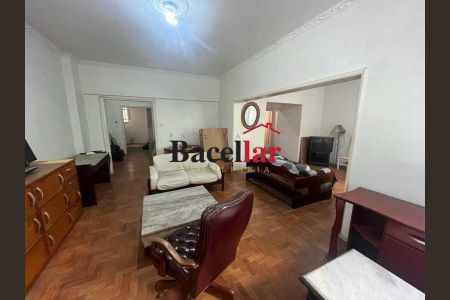 Apartamento à venda com 188m², 4 quartos e 1 vaga