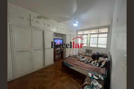 Apartamento à venda com 188m², 4 quartos e 1 vaga