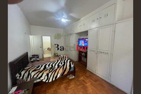 Apartamento à venda com 188m², 4 quartos e 1 vaga