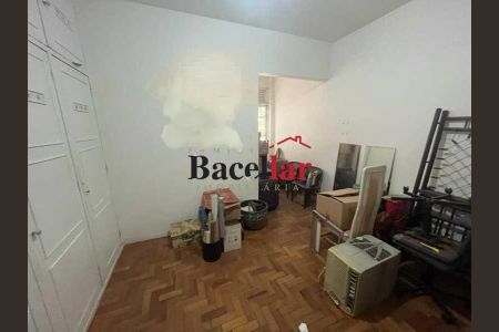 Apartamento à venda com 188m², 4 quartos e 1 vaga