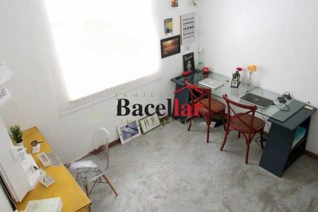 Apartamento à venda com 3 quartos, 80m² em Grajaú, Rio de Janeiro