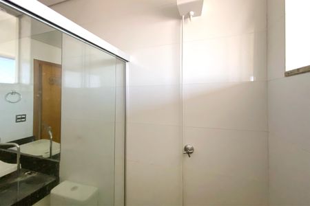 Apartamento à venda com 150m², 4 quartos e 4 vagasBanheiro da Suíte 2