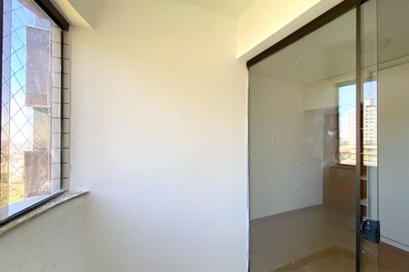 Apartamento à venda com 150m², 4 quartos e 4 vagasVaranda do Quarto 3