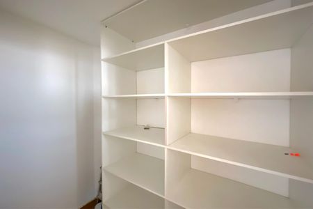 Apartamento à venda com 150m², 4 quartos e 4 vagasCloset da Suite 2