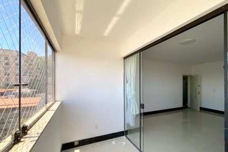 Apartamento à venda com 150m², 4 quartos e 4 vagasVaranda da Sala