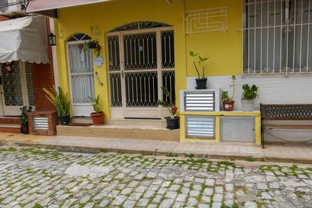 Casa de condomínio à venda com 160m², 2 quartos e 1 vagaGaragem