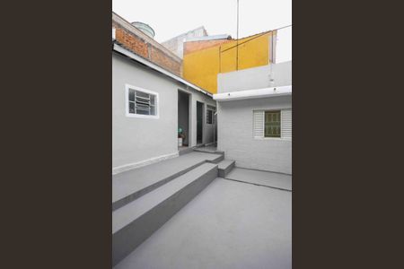 Casa para alugar com 86m², 2 quartos e 1 vagaQuintal
