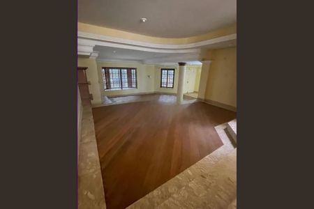 Casa para alugar com 4 quartos, 430m² em Santa Tereza, Porto Alegre