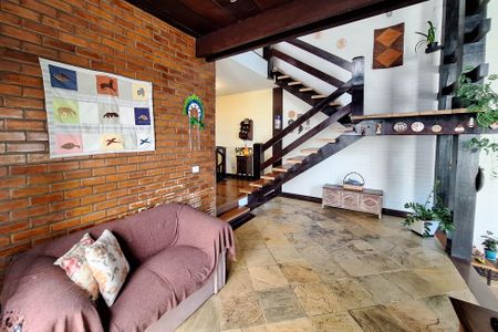 Casa à venda com 300m², 3 quartos e 2 vagasSala 1