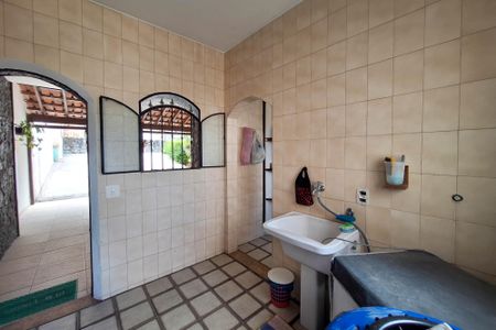 Casa à venda com 300m², 3 quartos e 2 vagasÁrea de Serviço