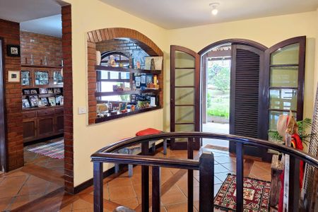 Casa à venda com 300m², 3 quartos e 2 vagasHall sala