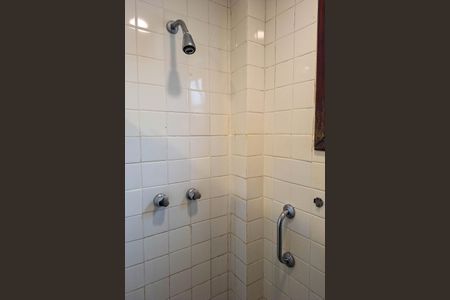 Casa à venda com 300m², 3 quartos e 2 vagasBanheiro