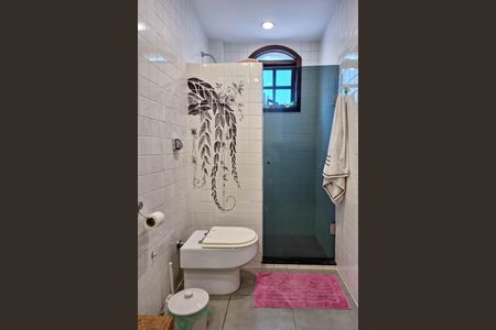 Casa à venda com 300m², 3 quartos e 2 vagasBanheiro