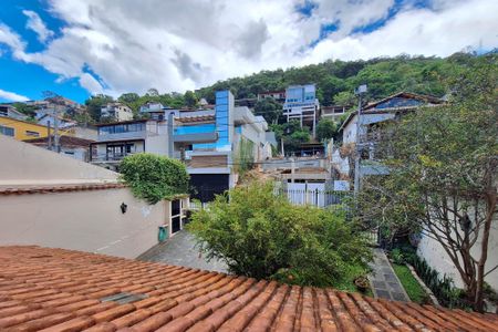 Casa à venda com 300m², 3 quartos e 2 vagasQuarto 2