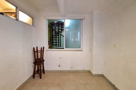 Casa à venda com 300m², 3 quartos e 2 vagasAnexo