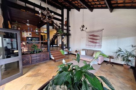 Casa à venda com 300m², 3 quartos e 2 vagasSala 2