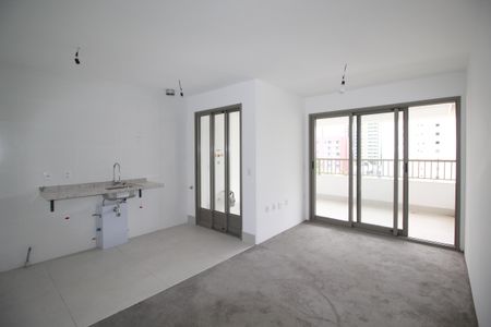 Sala de apartamento à venda com 2 quartos, 80m² em Indianópolis, São Paulo