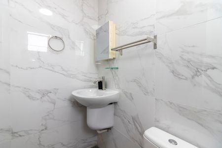 Casa para alugar com 65m², 1 quarto e sem vagaBanheiro