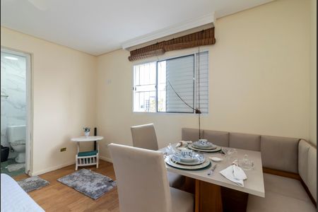 Casa para alugar com 65m², 1 quarto e sem vagaSala e Quarto