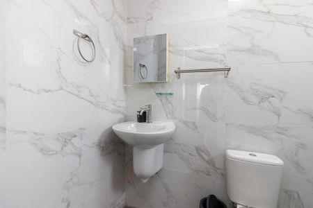 Casa para alugar com 65m², 1 quarto e sem vagaBanheiro